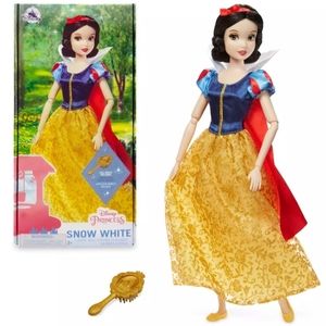 *New* Disney Snow White Classic Doll 11.5"
